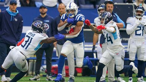 NFL Week 4 picks, schedule, odds, injuries, stats, fantasy tips.